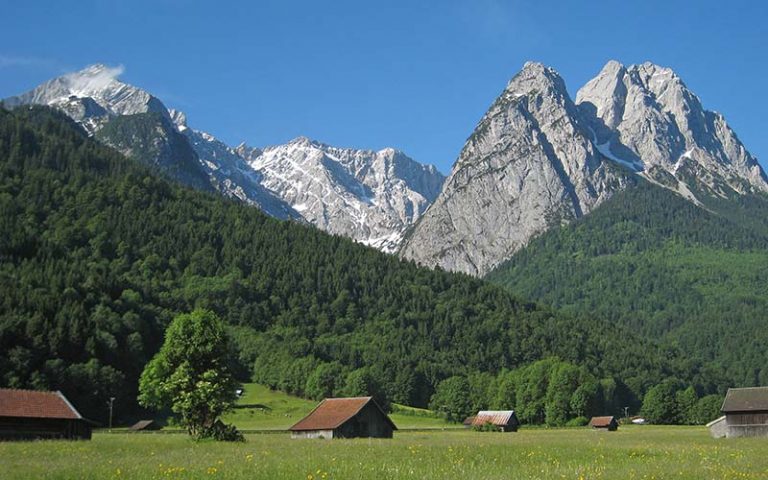 Alpspitze, Zugspitze und Großer Waxenstein